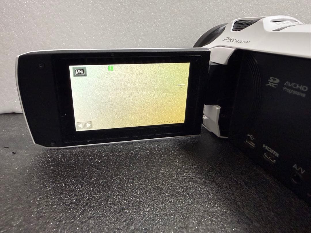 Panasonic HC-VX980M 4Kビデオカメラ ホワイト 付属品完備
