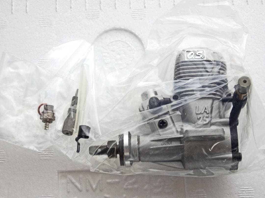 O.S. ENGINE MAX-25LA エンジン 12352