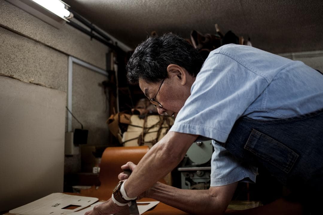 The 4CE Design】彫刻絵画【 サドルレザー】