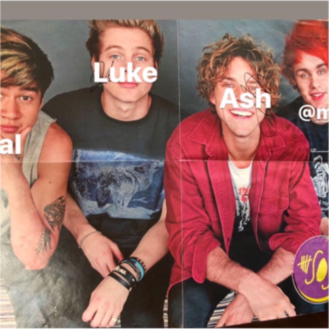 5 seconds of summer のサイン入りポスター 5 seconds of summer のサイン入りポスター 5 seconds of summer の