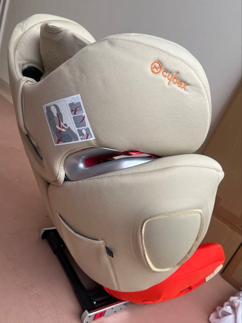 cybex Solution Q3-Fix ジュニアシート　ISOFIX対応