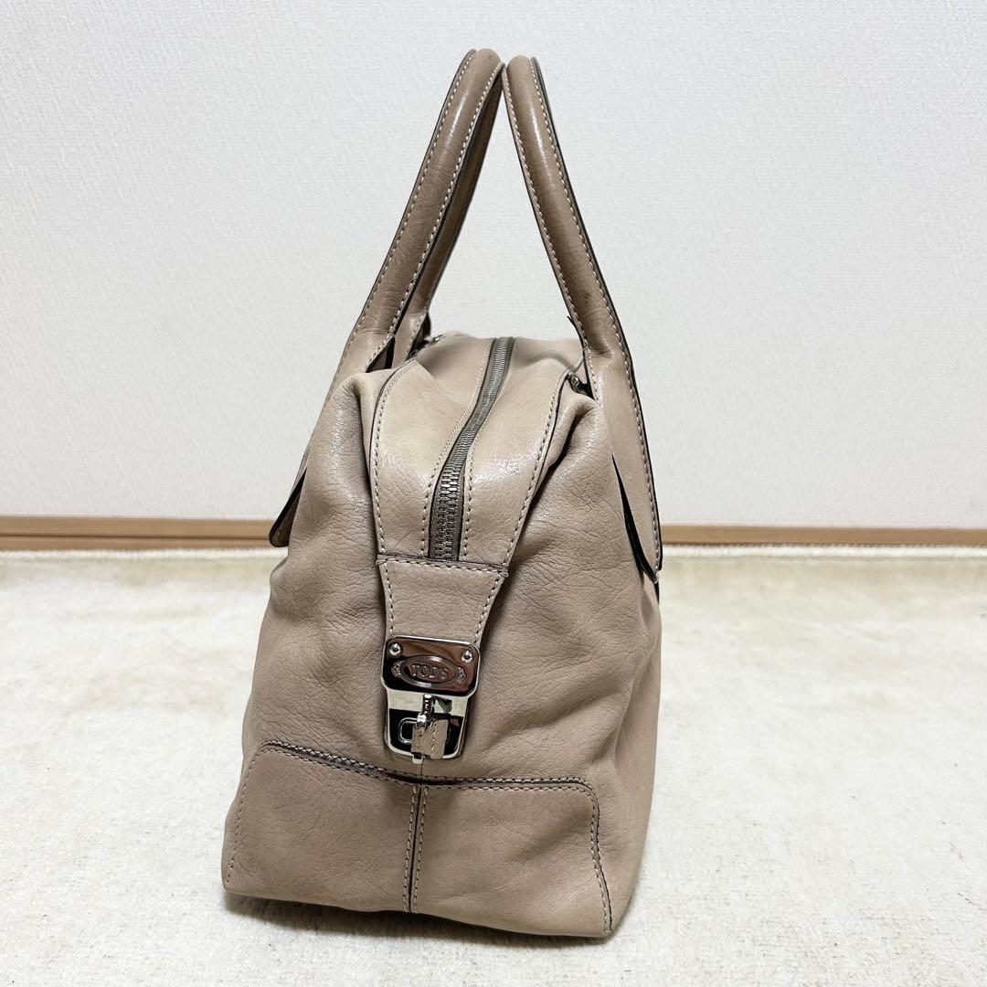 美品　トッズ　TOD'S Dスタイリング　ボストンバッグ　オールレザー　ベージュ
