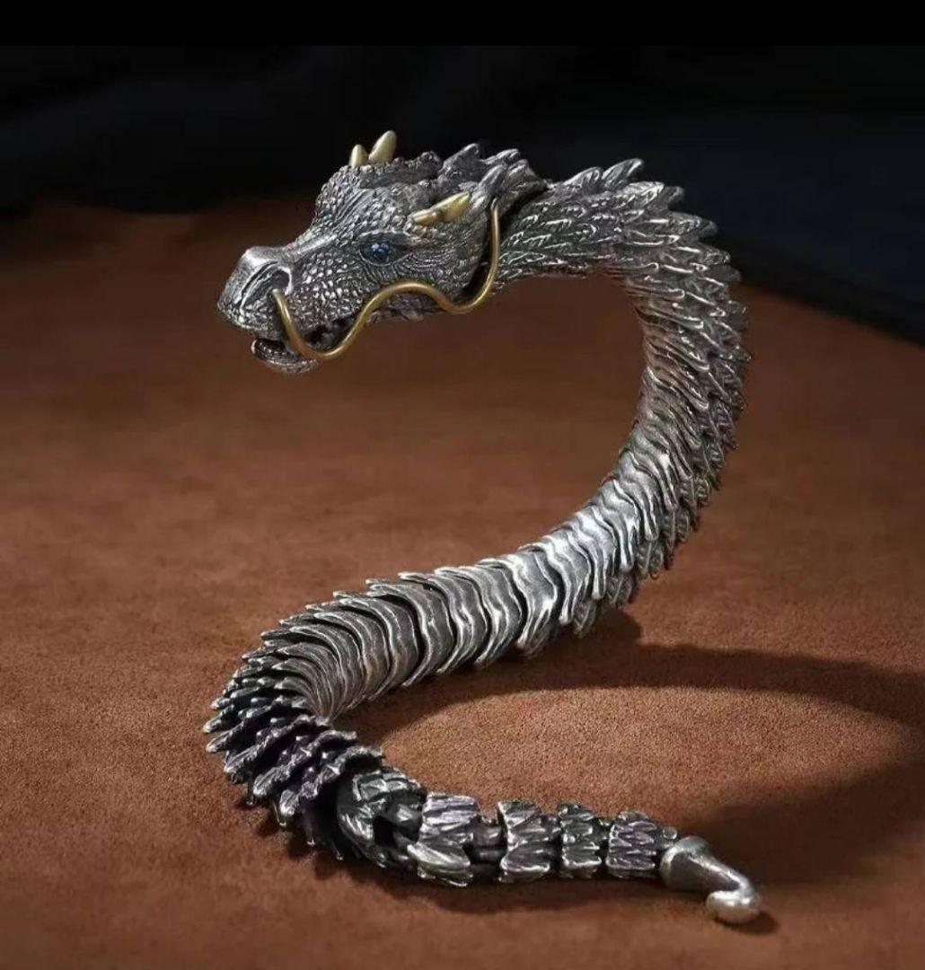 時代物 銀龍 ブレスレット 伸縮自在 お守り 魔除け 縁起物 銀製の鈴