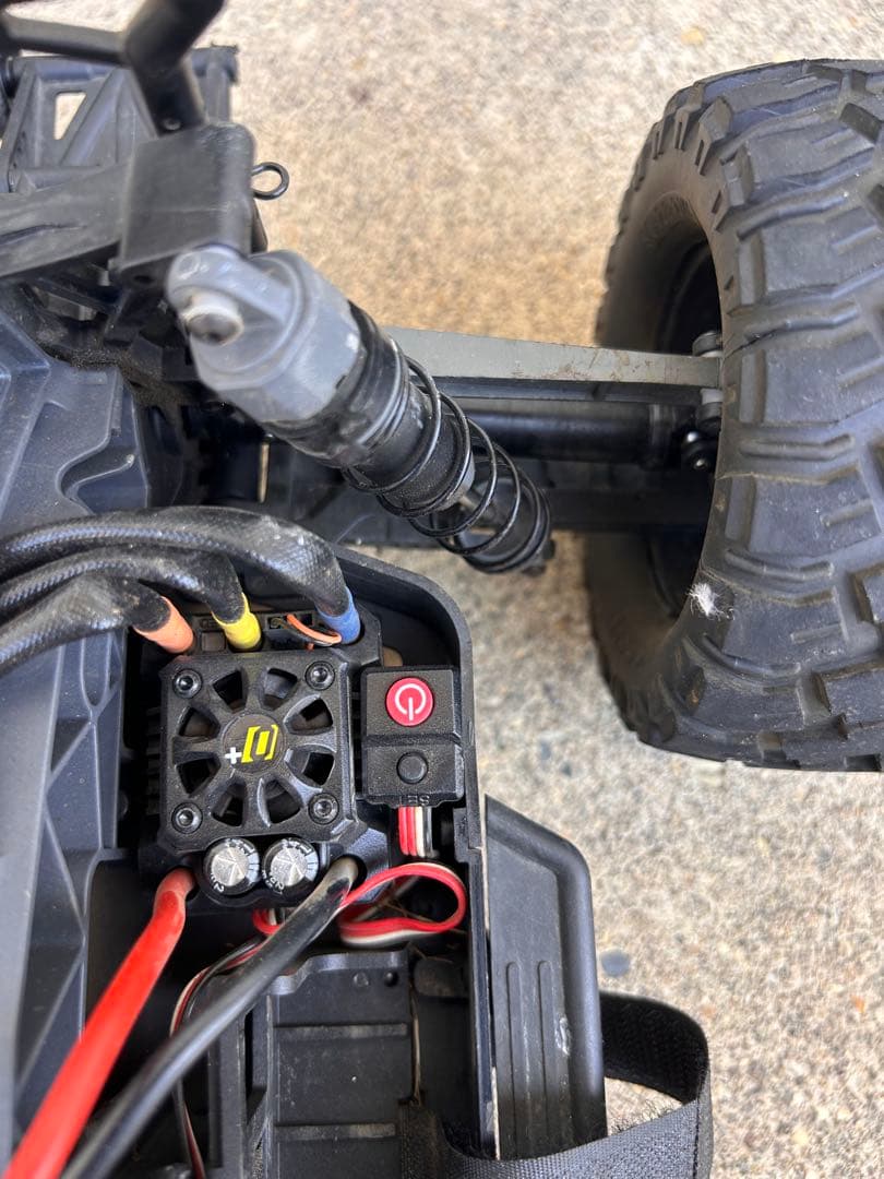 京商マッドワゴンEPフルセット 京商マッドワゴンEPフルセット Amazon.co.