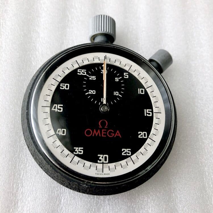 手巻き式ストップウォッチ