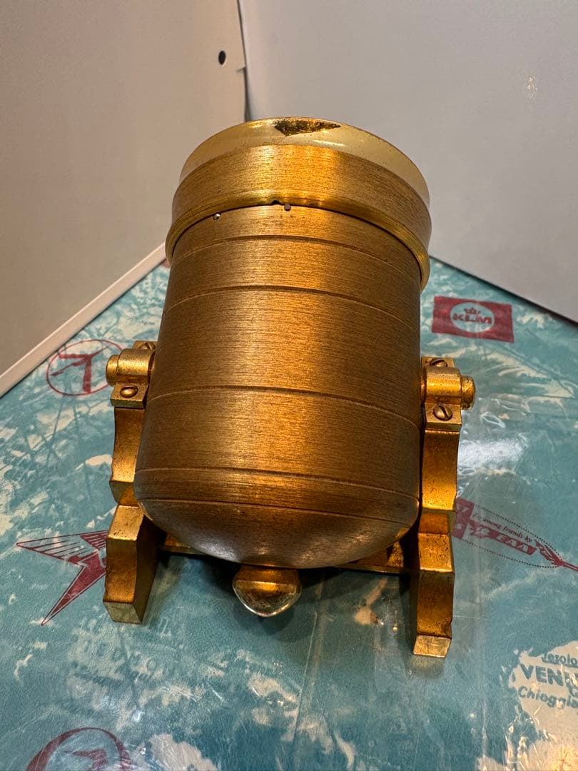 ユニバーサルジュネーブ 電磁置き時計