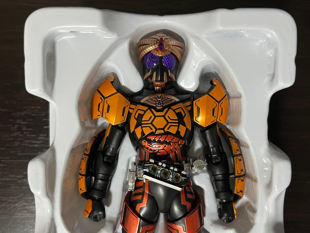 S.H.Figuarts（真骨彫製法）　仮面ライダーオーズ ブラカワニ コンボ