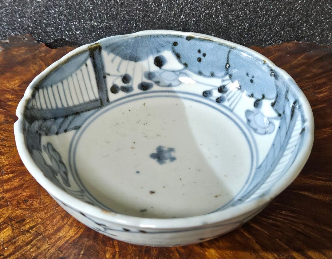 江戸時代中期 古伊万里 染付 コンニャク印判 五弁花に花図 くらわんか