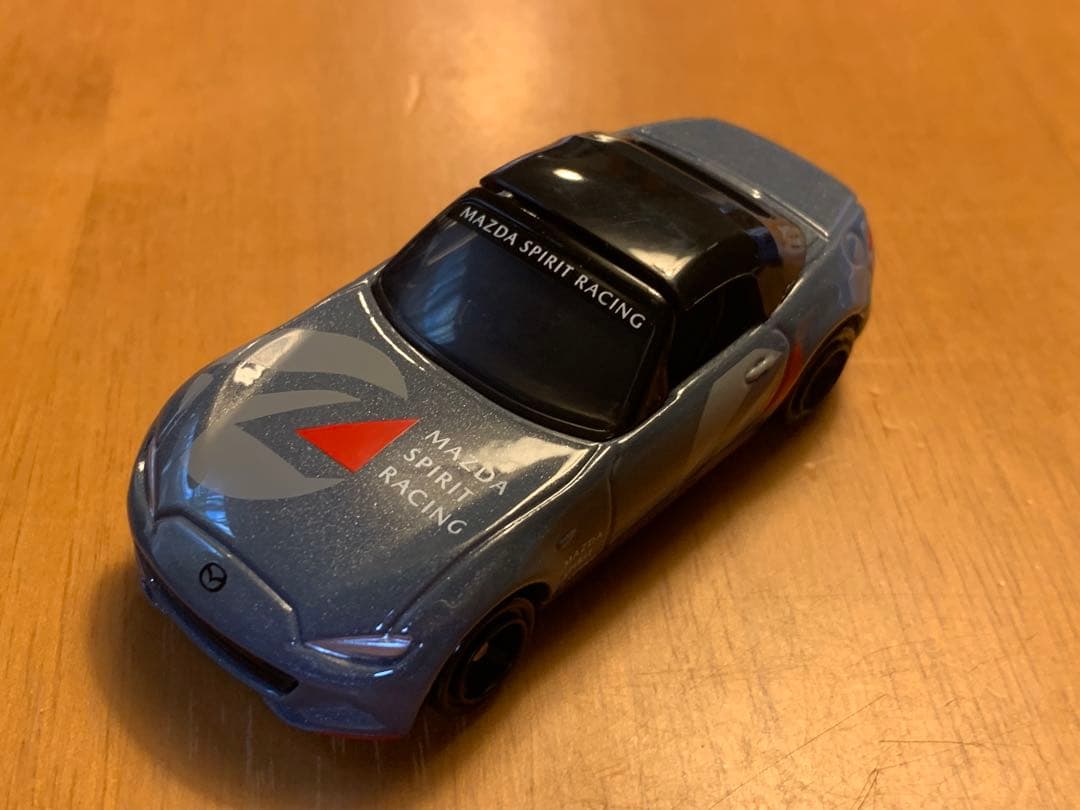 MAZDA SPIRIT RACING ROADSTER 2台OP付