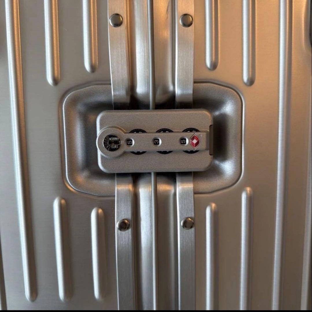 新品未使用・希少廃盤】RIMOWAルフトハンザ Original 86L - メルカリ