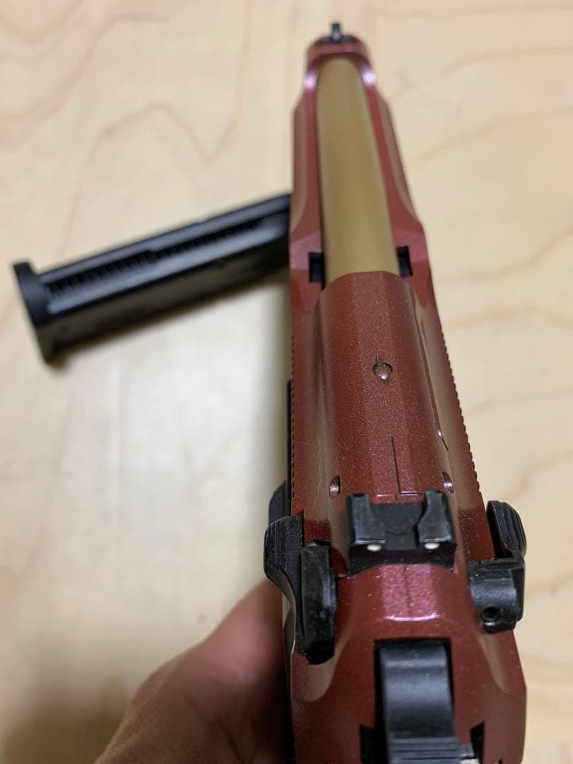 東京マルイM92Fタクティカルマスター　ガスブローバック　塗装品