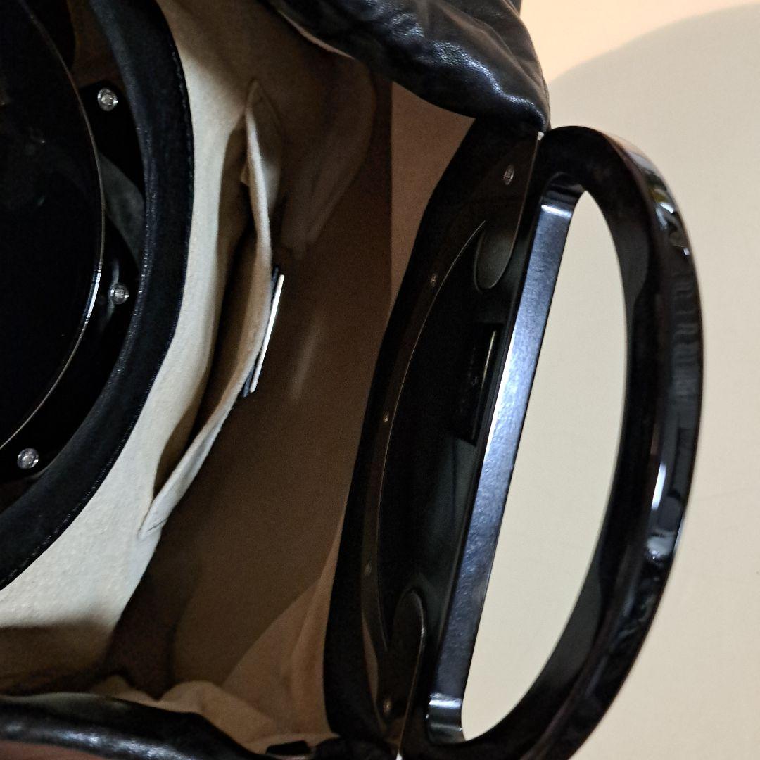 値下げ極美品【ジョルジオアルマーニ】ロゴ刻印ラムレザーバッグ