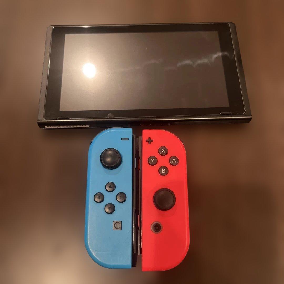 Nintendo Switch 本体 ジョイコン ケース 初期化済