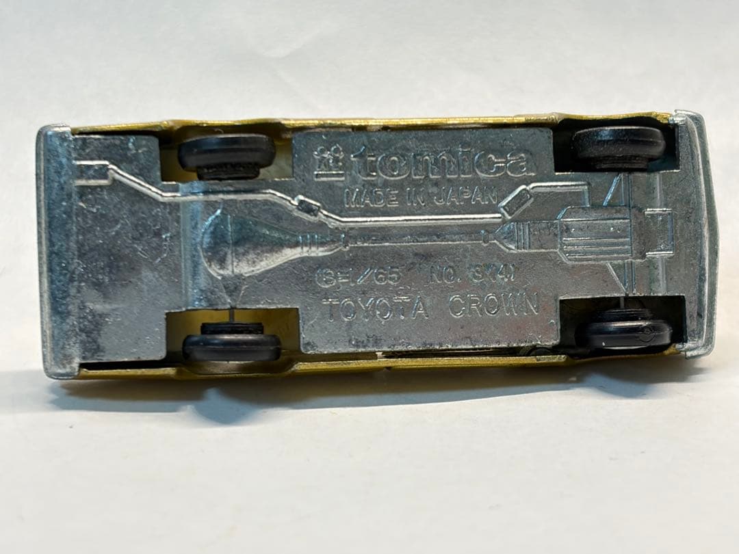 トミカ 黒箱 3-1-4 トヨタ クラウン スーパーデラックス 1Aホイール