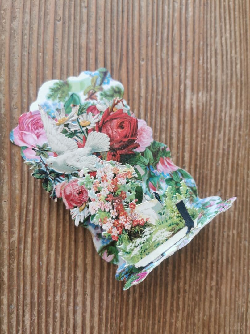 アンティークフランス 立体３層カードカニヴェ 聖体式記念 3D薔薇鳩バード勿忘草