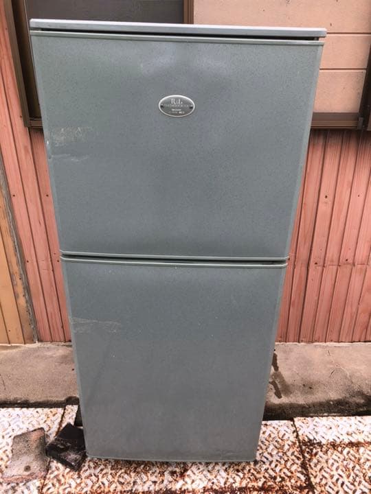 シャープ ２ドア冷蔵庫 225L  動作確認済 シャープ 2ドア冷蔵庫 225L 動作確認済 19年製 シャープ 225l冷蔵庫