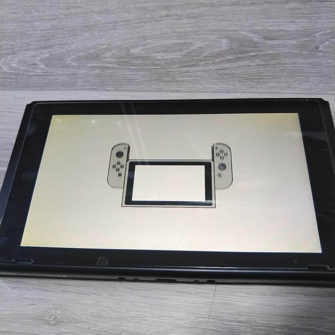 Nintendo Switch 本体 256GB microSDカード付きです。