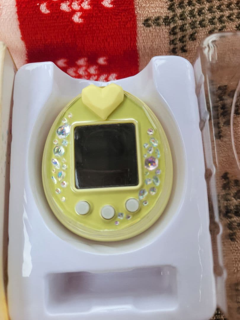 この販売投稿は2/1に削除されます。Tamagotchi P'sたまごっちピース
