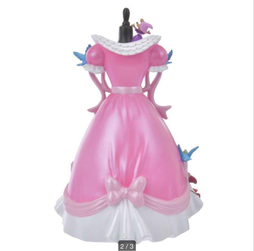 ディズニーストア シンデレラフィギュアドレス 数量限定 75周年デザイン