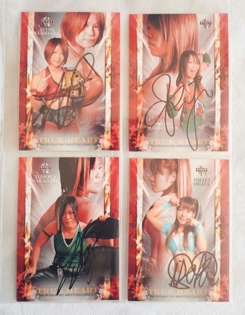 女子プロレスカード2011＆12フルコンプ 216枚 栗原あゆみ他直筆サイン4枚