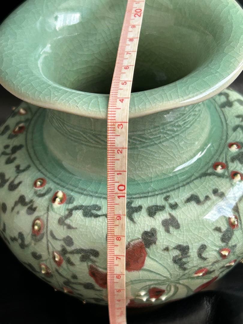 美しい古美術◾️蔵から、可憐な花が咲き誇るかなり超可愛い花瓶、壺が