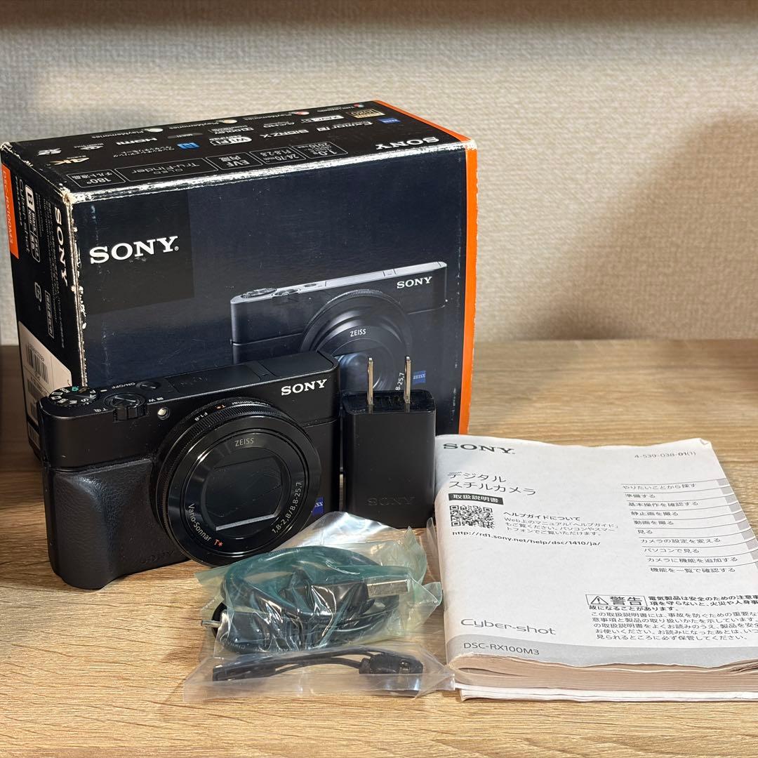 箱付属品あり　SONY Cyber-shot DSC-RX100M3 RX100III(DSC-RX100M3) 特長 : 24-70mm/F1.8-2.8レンズと大型1.0型