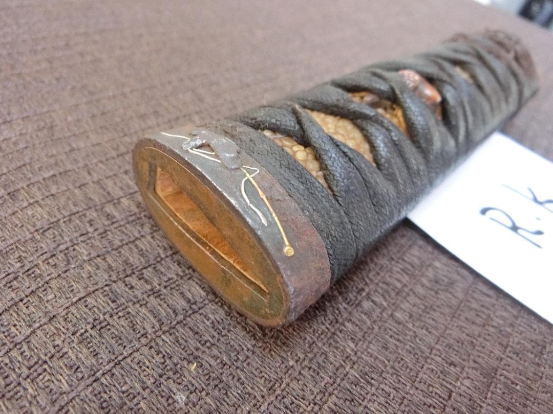 利用品！【 柄　柄巻き　縁頭　目貫　刀装具の部品・Rk・小道具】★拵え　刀剣必需