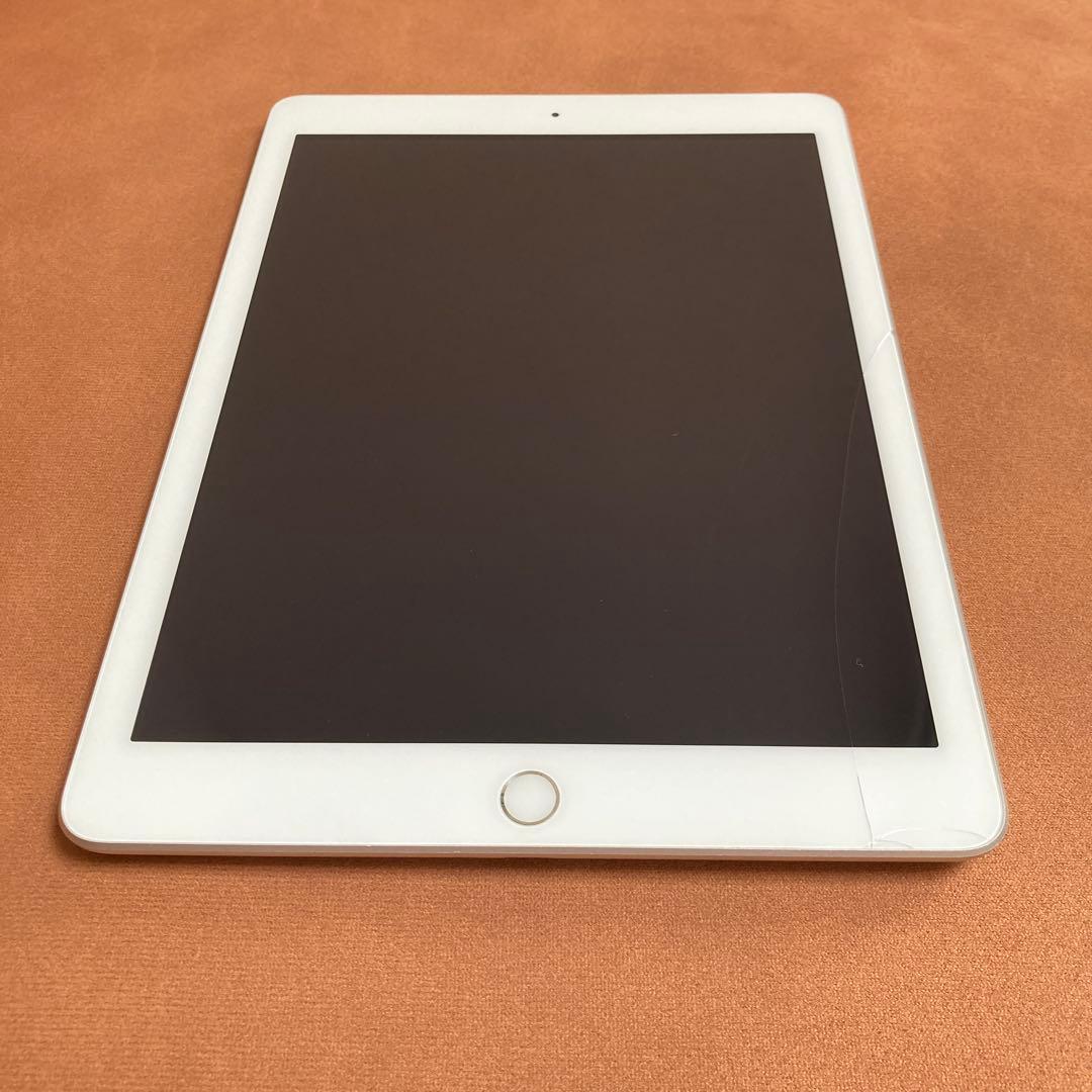 950【早い者勝ち】電池最良好☆iPad5 第5世代 32GB SIMフリー☆