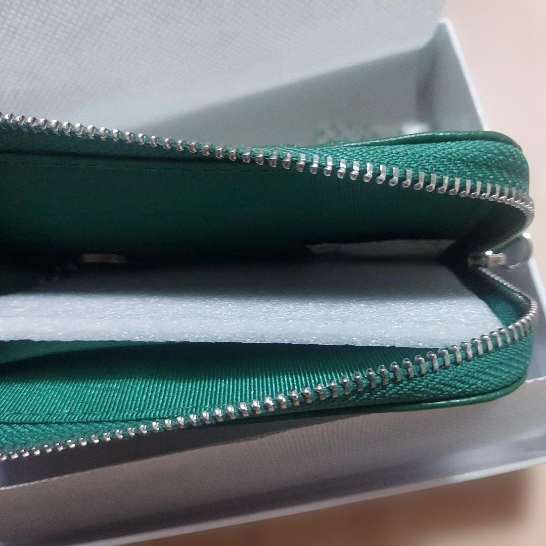 イアパピヨネほし企画★本革スタッズフラグメントケース　グリーン