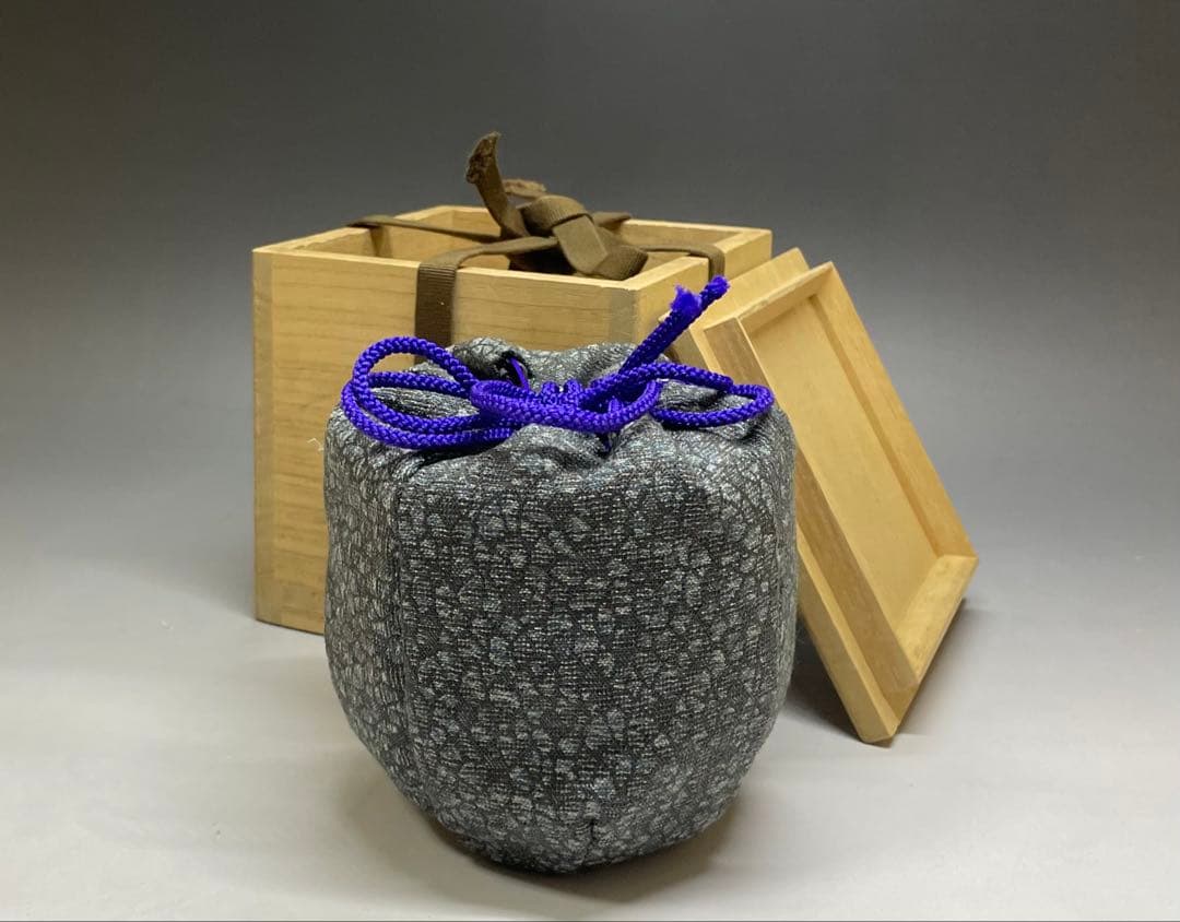 赤楽茶碗 箱付(四方桟) 仕覆 金直し 在銘 作家作品 e5733a - メルカリ