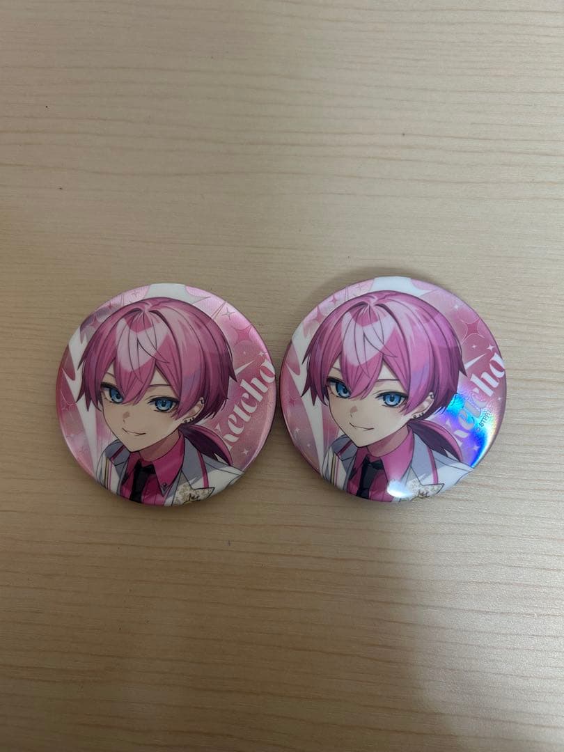 けちゃくん 3周年ビジュ 等身 缶バッジ - メルカリ