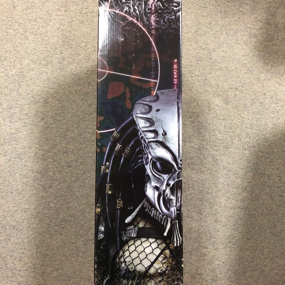 ネカ　1/4 ゴートプレデター　パッケージ状態悪い