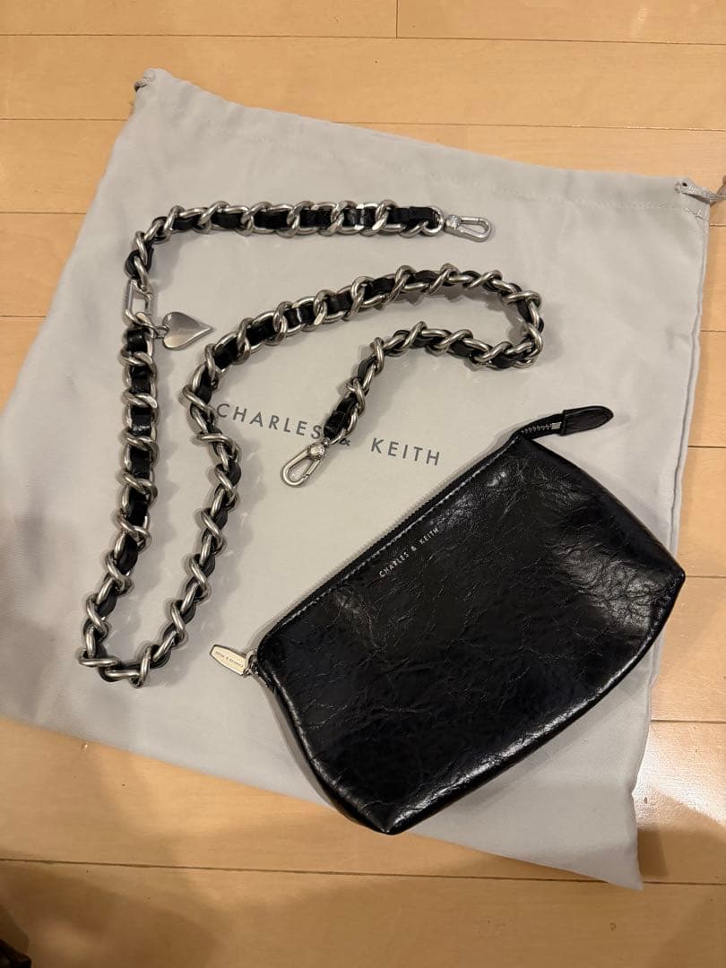 チャールズアンドキース バッグ