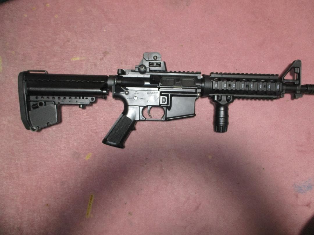 東京マルイ CQB-R 次世代電動ガン 充電器、バッテリー付き