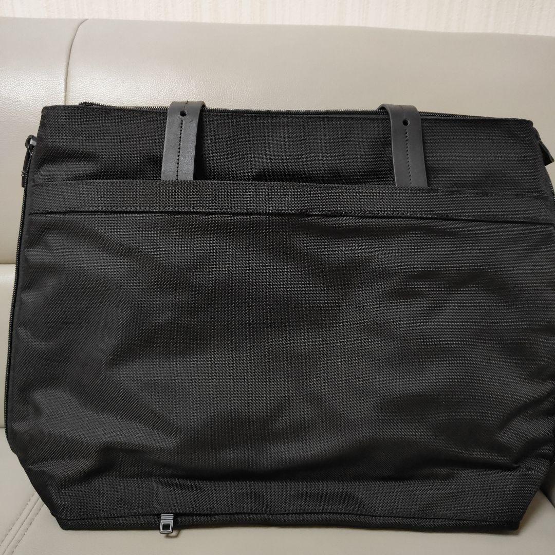 TUMI トートバッグ 肩掛け　22157DH