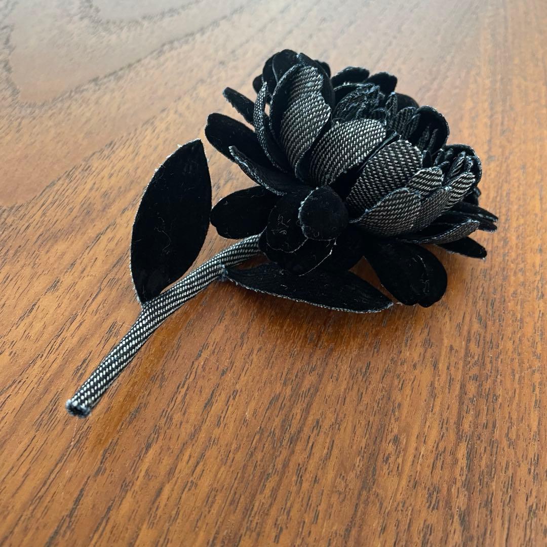 美品 箱付き ミナペルホネンminä perhonen fete コサージュ