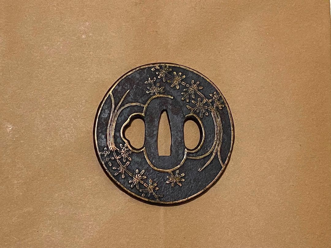 刀装具　鉄鍔　鐔　⑨ 武具　刀　大鍔