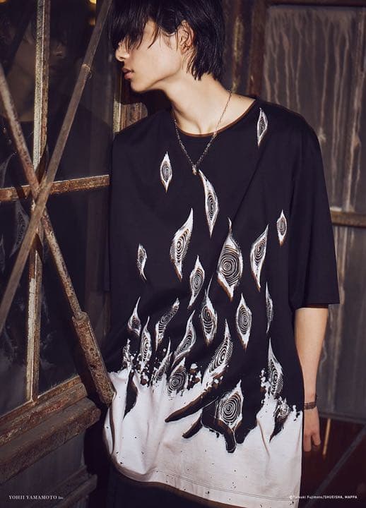 グラウンド ワイ x チェンソー マン フォックス デビル アイズ Tシャツ