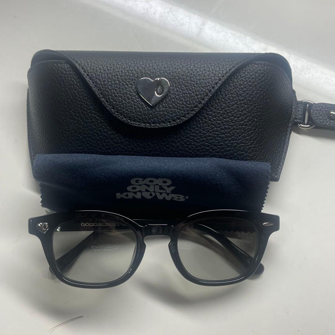 市場完売】GOD ONLY KNOWS ハートロゴサングラス 岩田剛典 - メルカリ