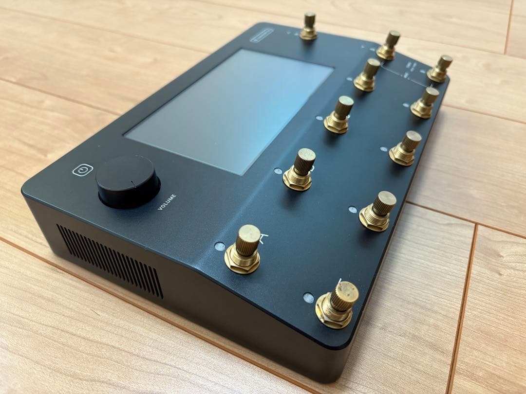 QuadCortex 黒金 LIMITED EDITION Black&Gold