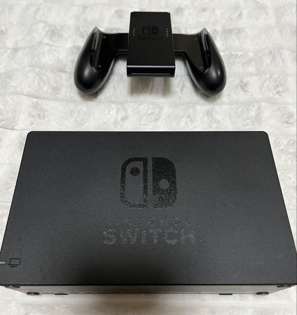 任天堂Switch 本体 ケース付