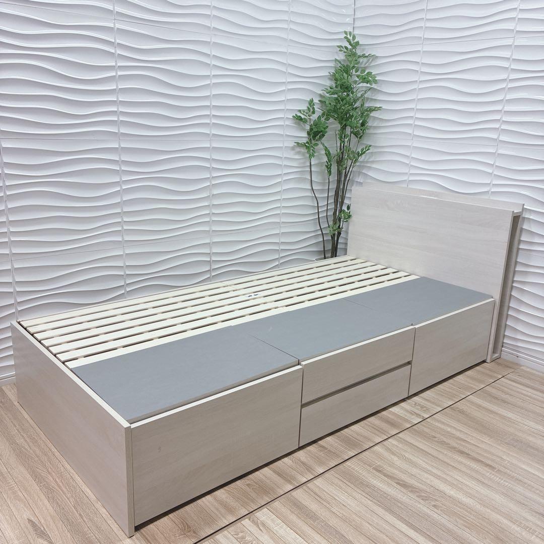 ◇大阪府 神戸市 配達料無料！◇ベッドフレーム◇収納コンセント付き◇シングル◇