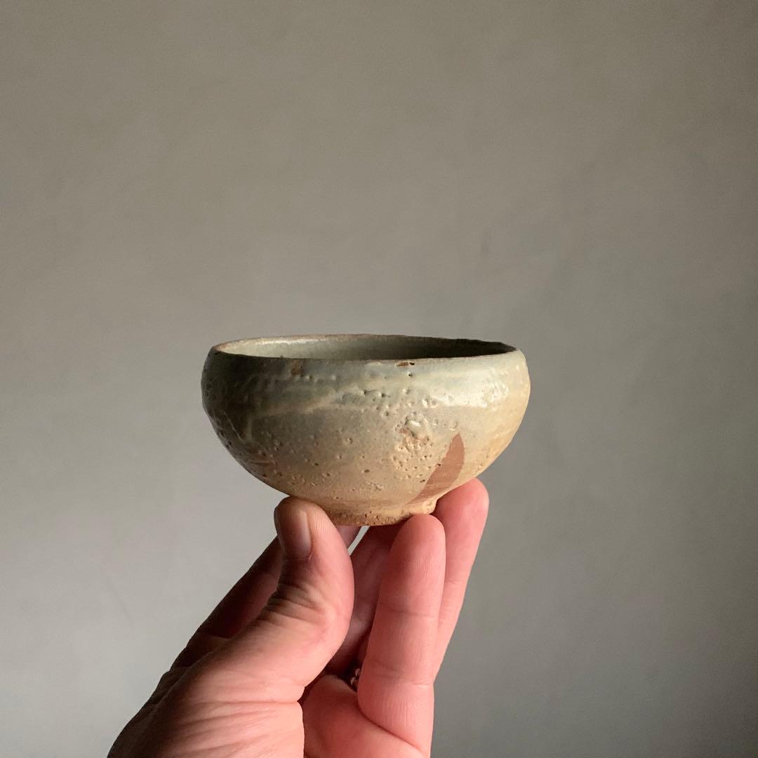 高麗青磁 白象嵌 盃 三島盃 14世紀頃 酒器 ぐい呑み 古美術 古道具