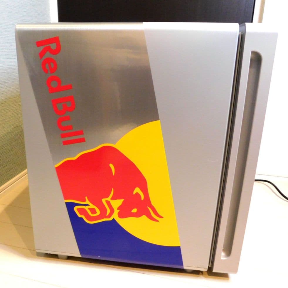 Red Bull レッドブル 新型 ミニ冷蔵庫 ディスプレイ用