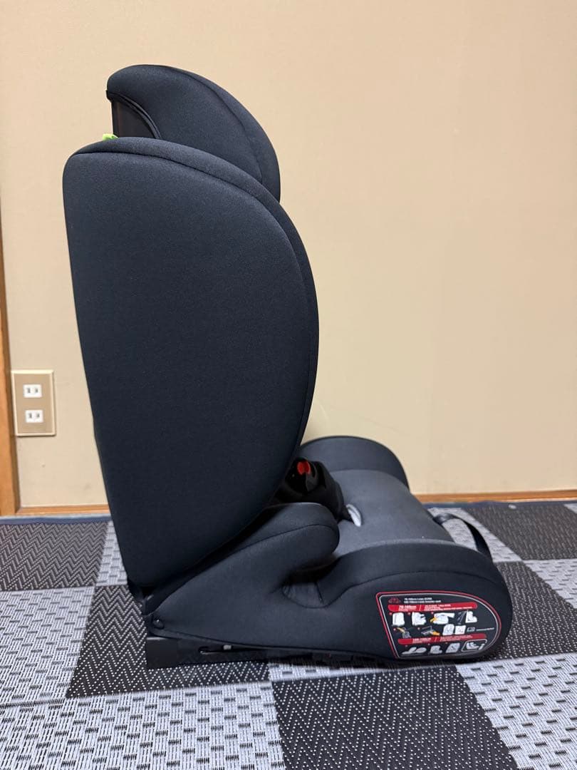 チャイルドシート　ジュニアシート　ISOFIX