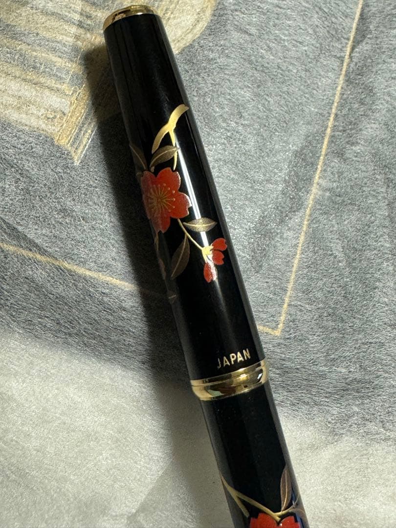 プラチナ万年筆昇峰蒔絵様14K電話帳木箱入り美品