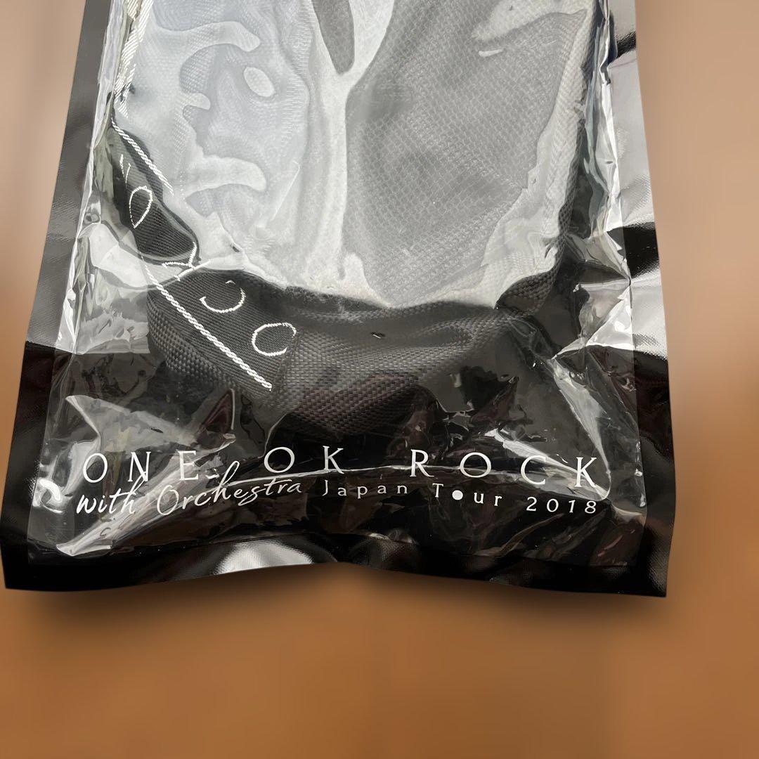 ONE OK ROCK ボディバッグ
