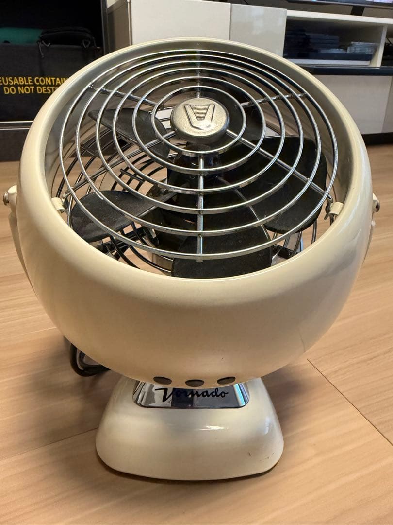 Vornado サーキュレーター クリーム色