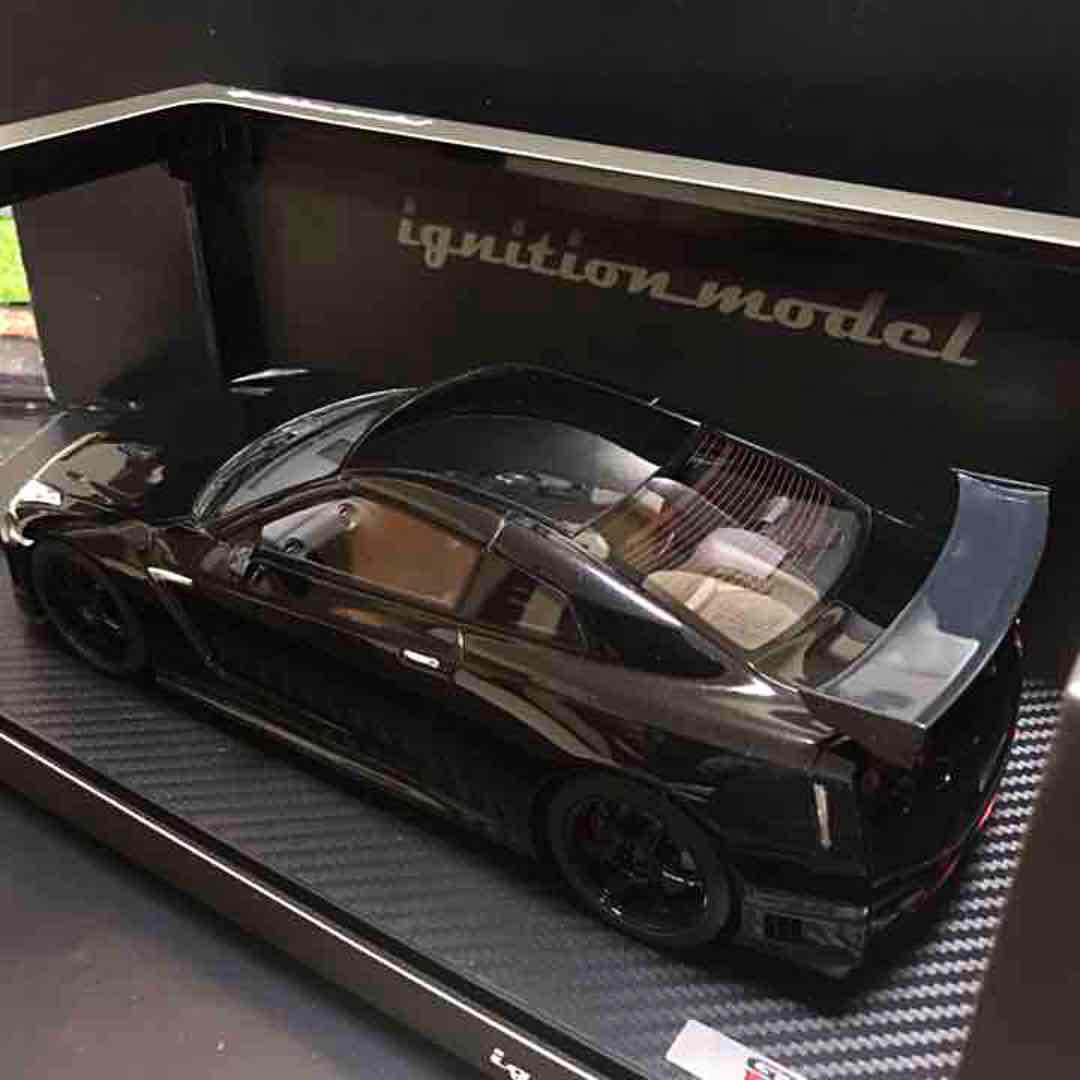 イグニッションモデル 1/18 ミニカー GTR R35 ブラックパール