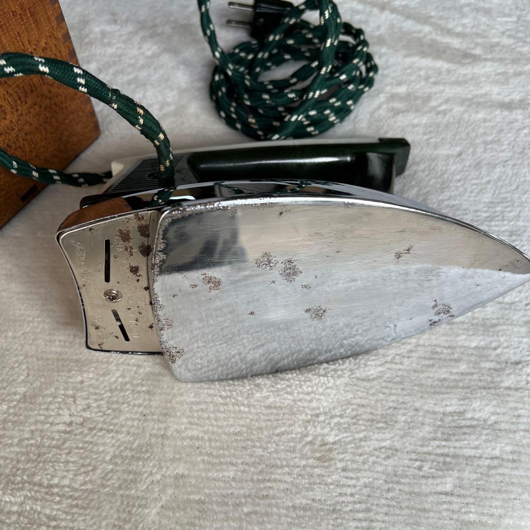 昭和物 CHA-43型アイロン 緑/白 木製ケース付き 昭和物 CHA-43型